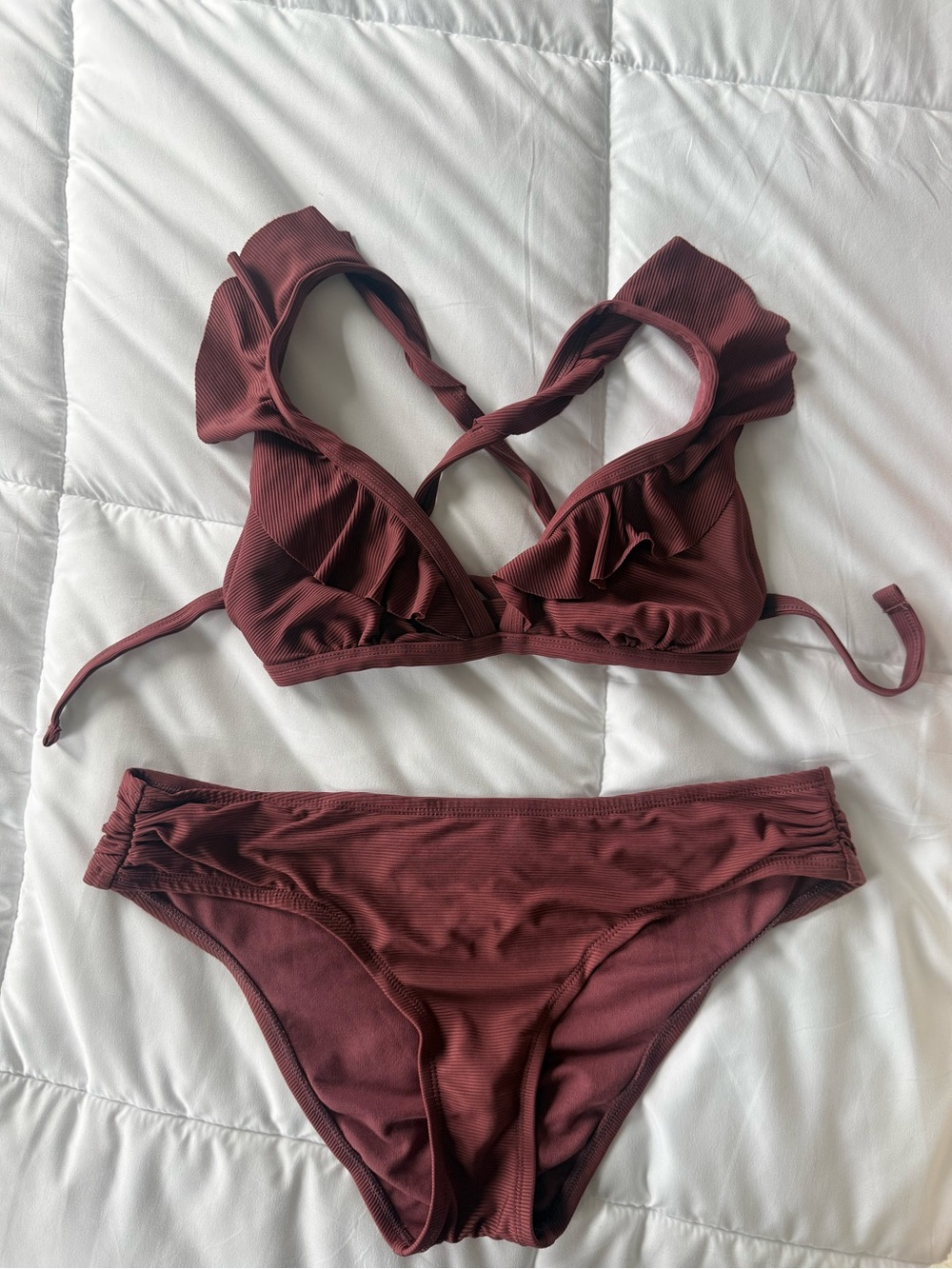 Shade & Shore Burgundy Ruffle Bikini Set